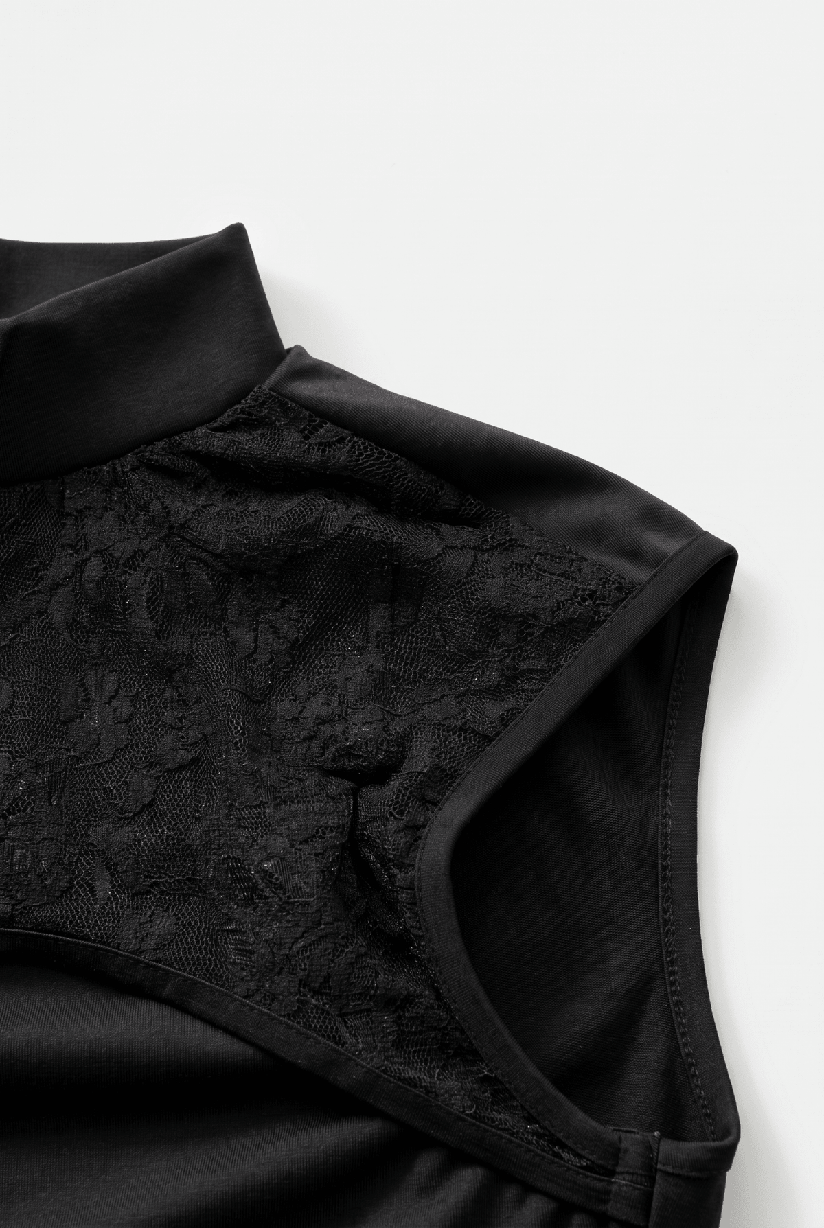 Black Reversible Veil Top – detail