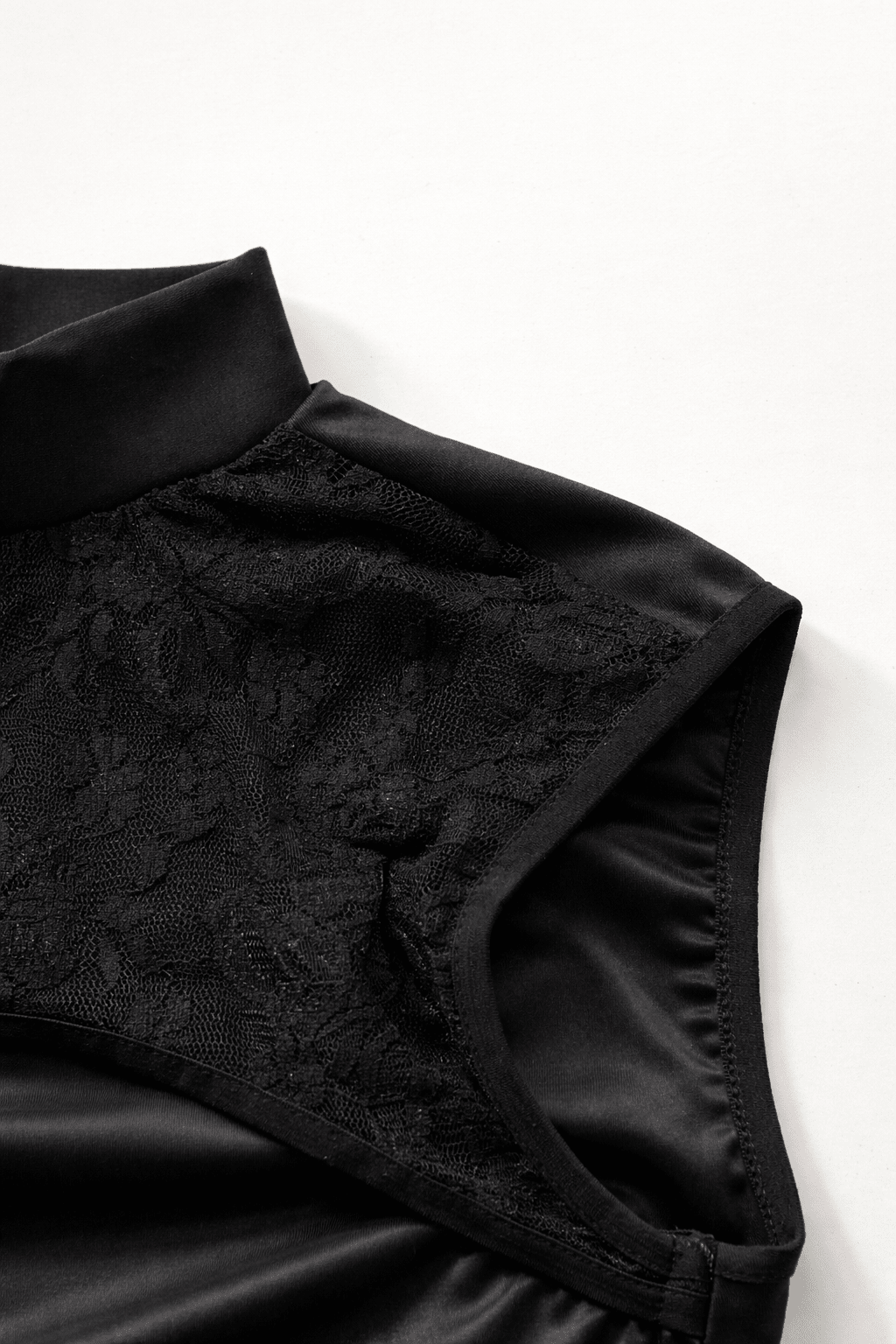 Black Reversible Veil Top - BEEGLEE