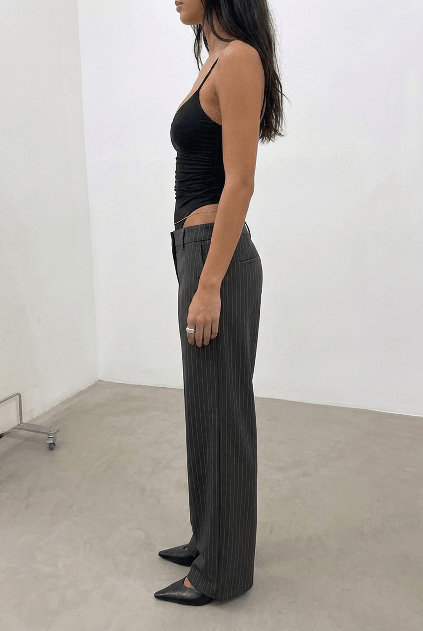 Black Scrunch Bodysuit - BEEGLEE