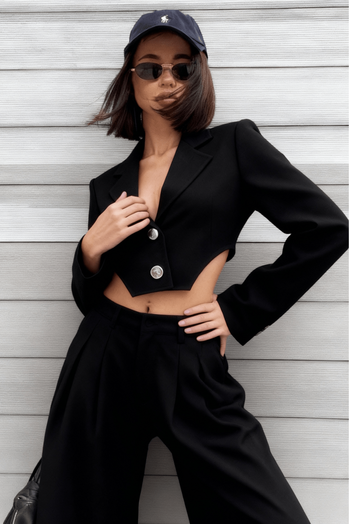 Black Swan Structured Blazer - BEEGLEE