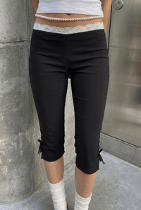 Black Tie-Up Capris