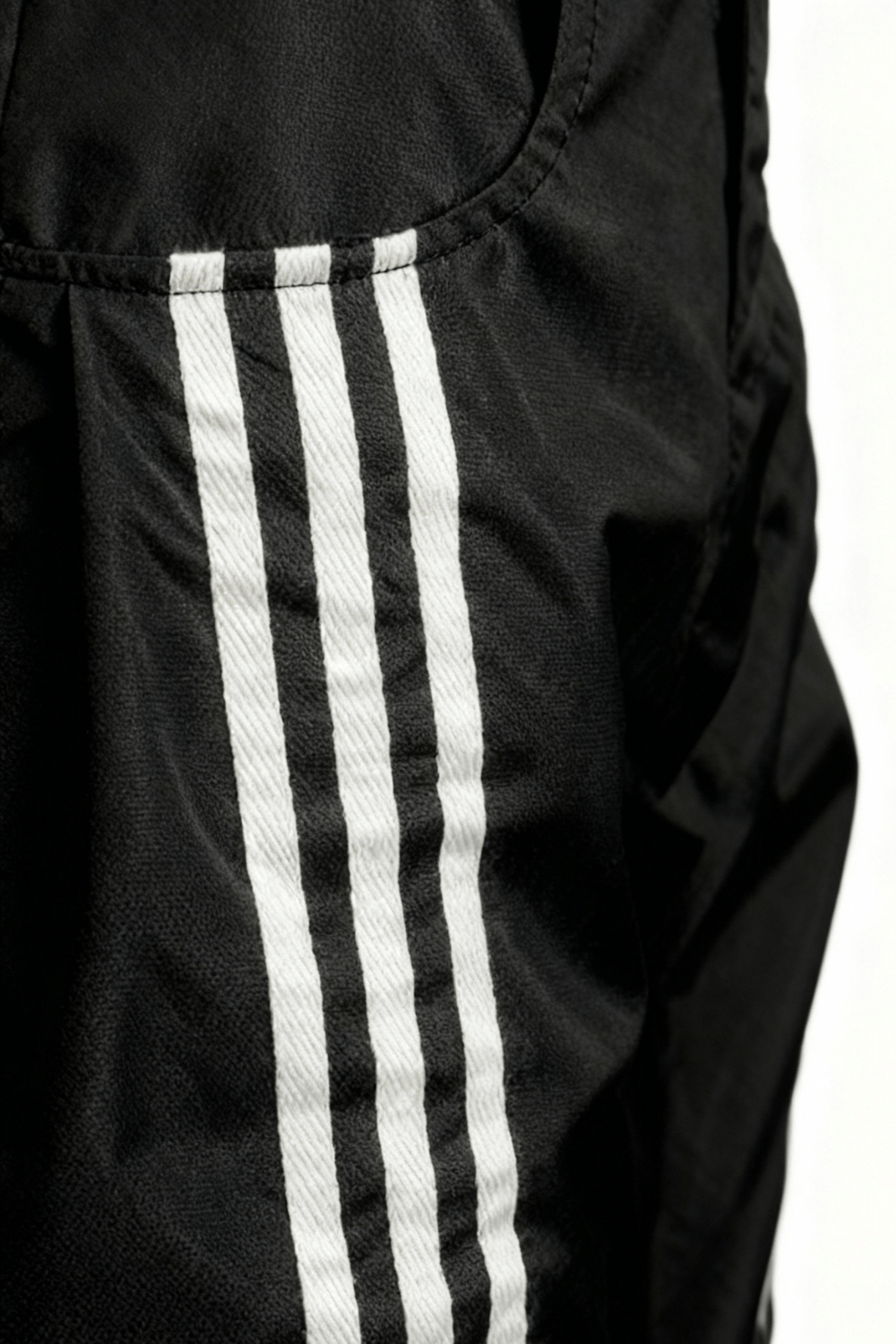 Black Velocity Wide Pants - BEEGLEE