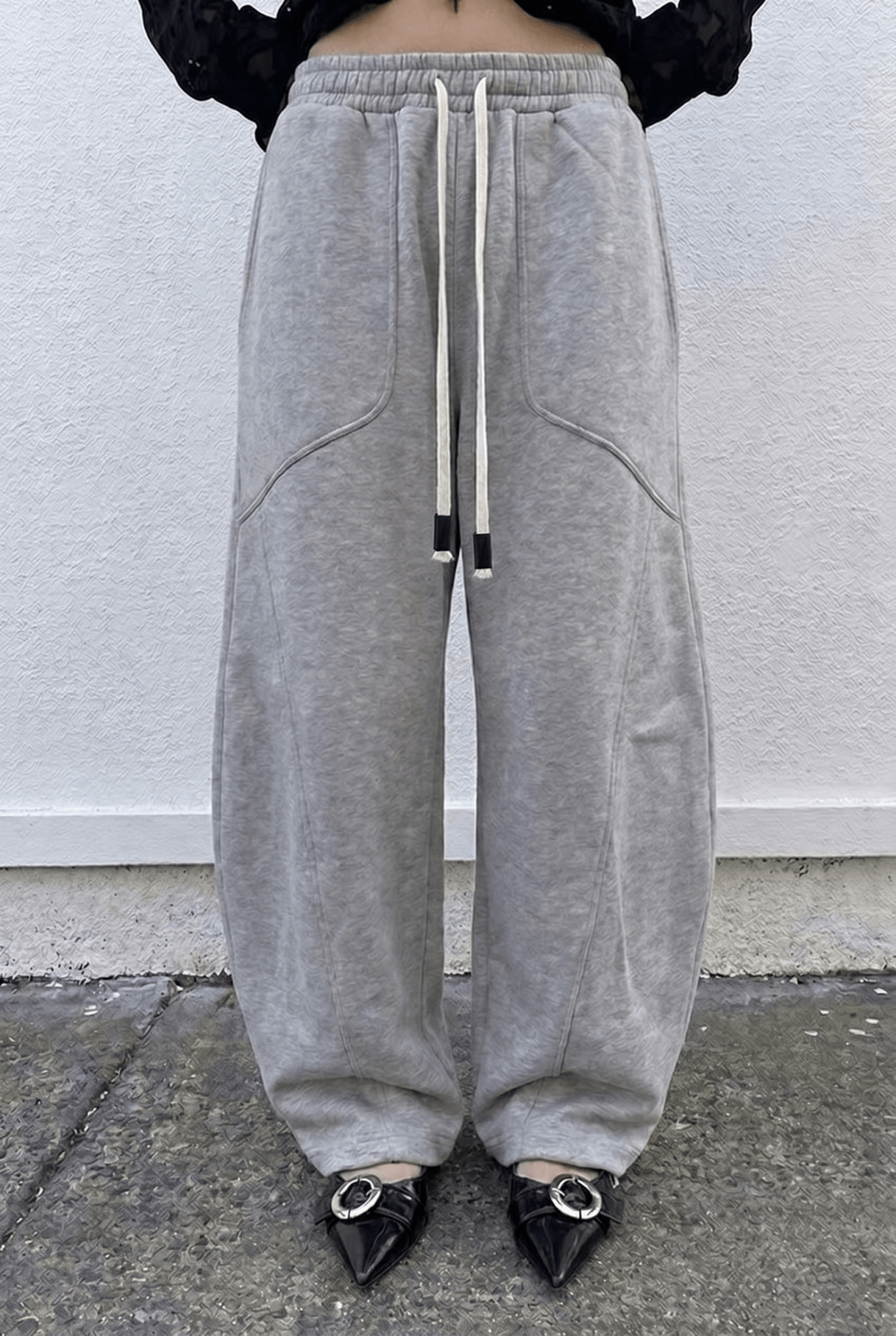 Grey Dune Sweatpants - BEEGLEE