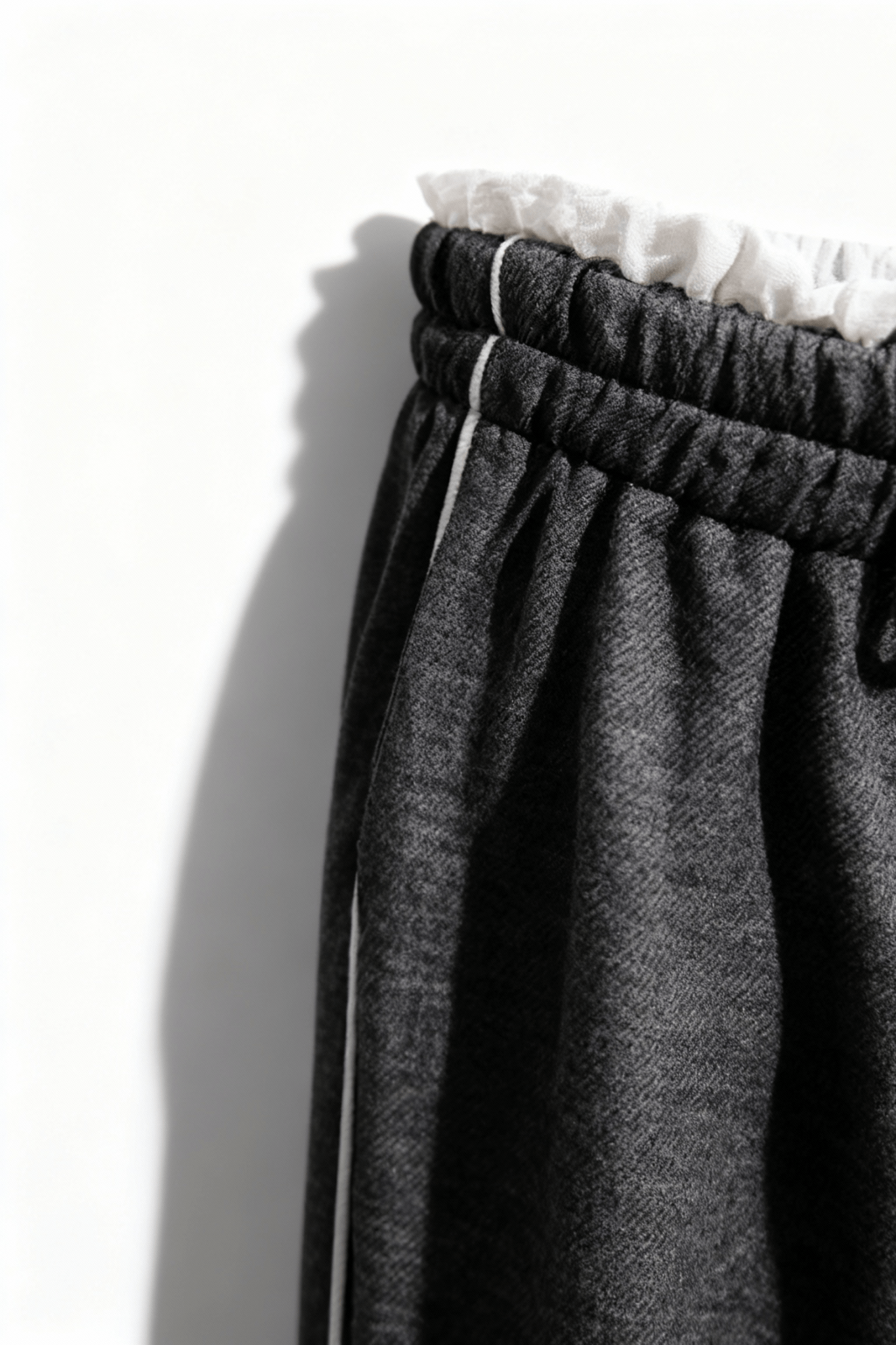 Grey Frill Linen pants - BEEGLEE