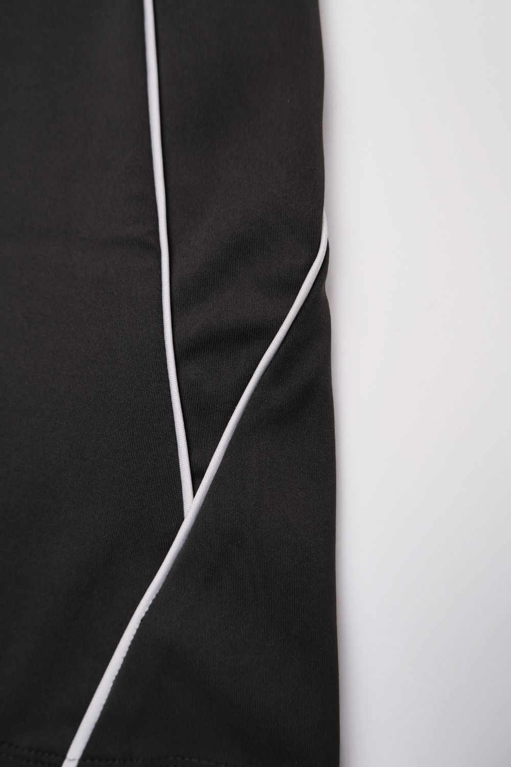 Rogue active high waist shorts - BEEGLEE