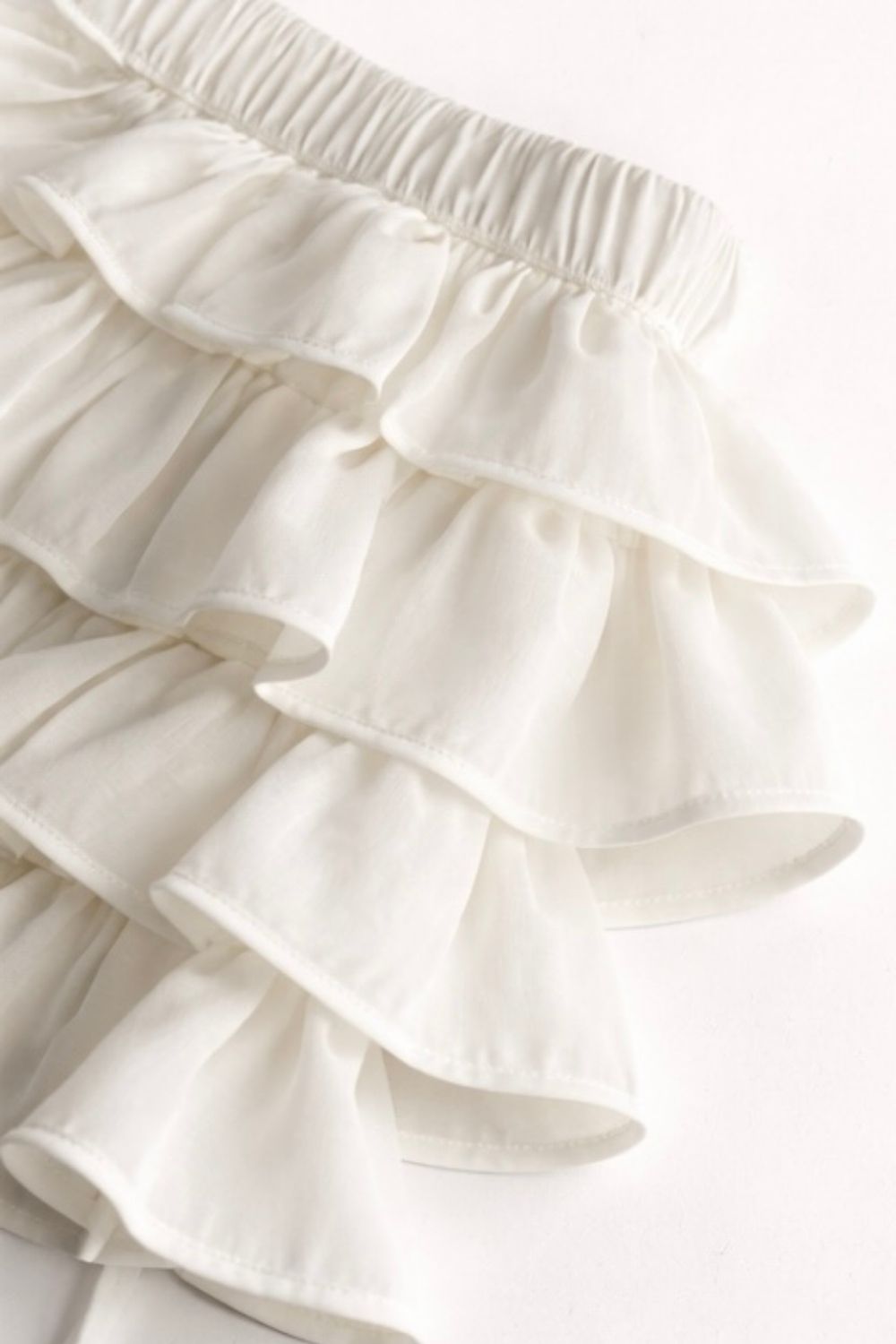 White Opera ruffle skort with lace - BEEGLEE