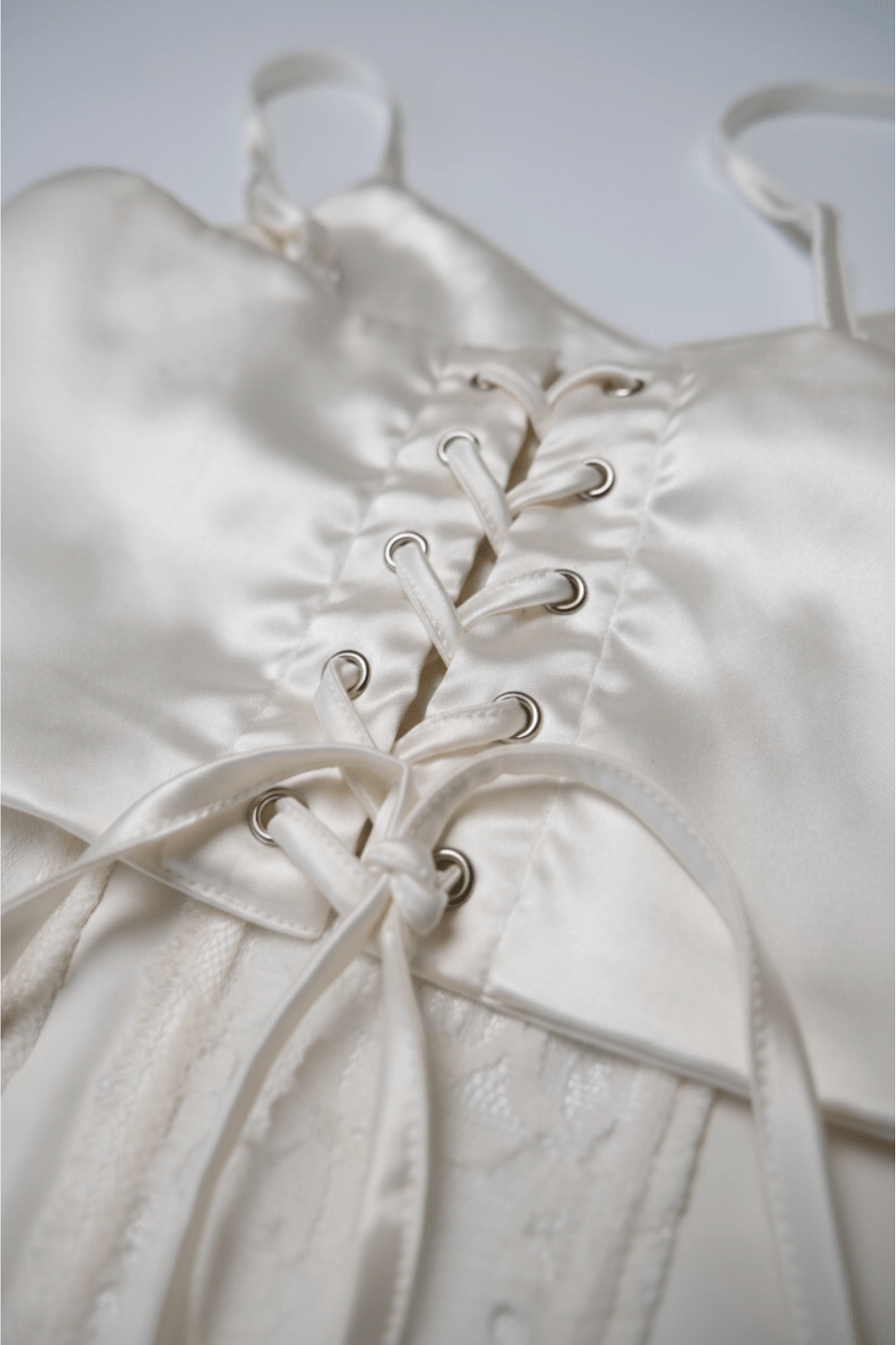 White Ophelia Lace corset - BEEGLEE