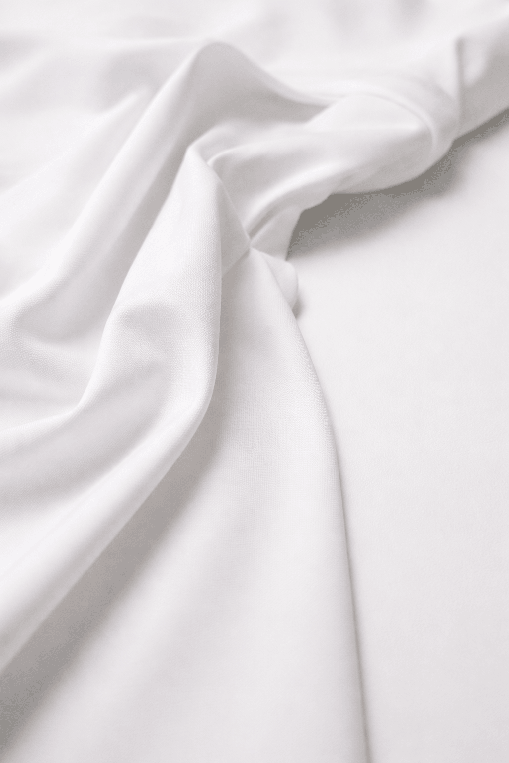 White Rival Tennis Skort - BEEGLEE