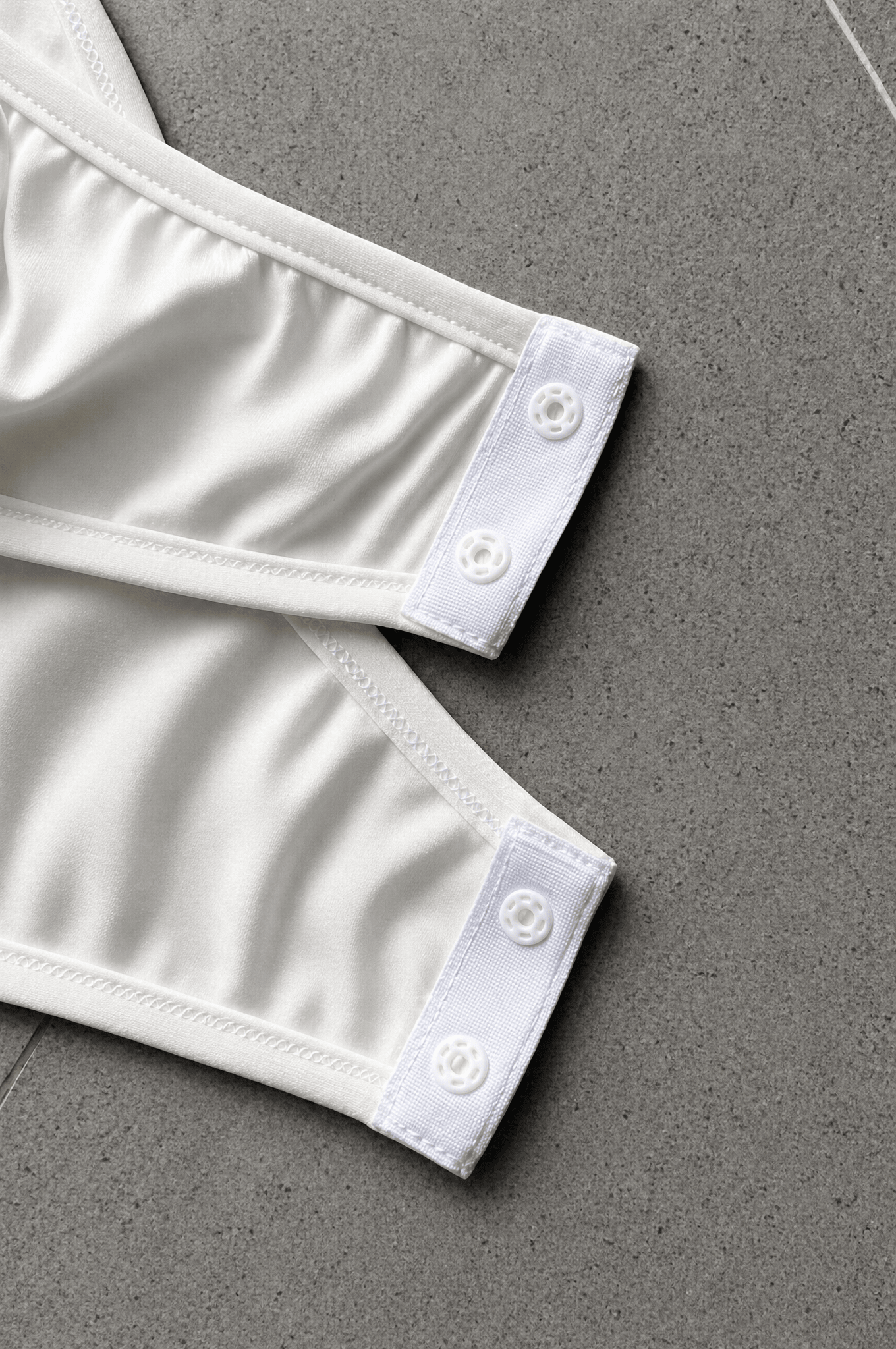White Scrunch Bodysuit - BEEGLEE