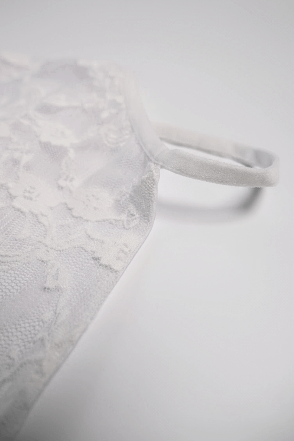 White Sia lace tank - BEEGLEE