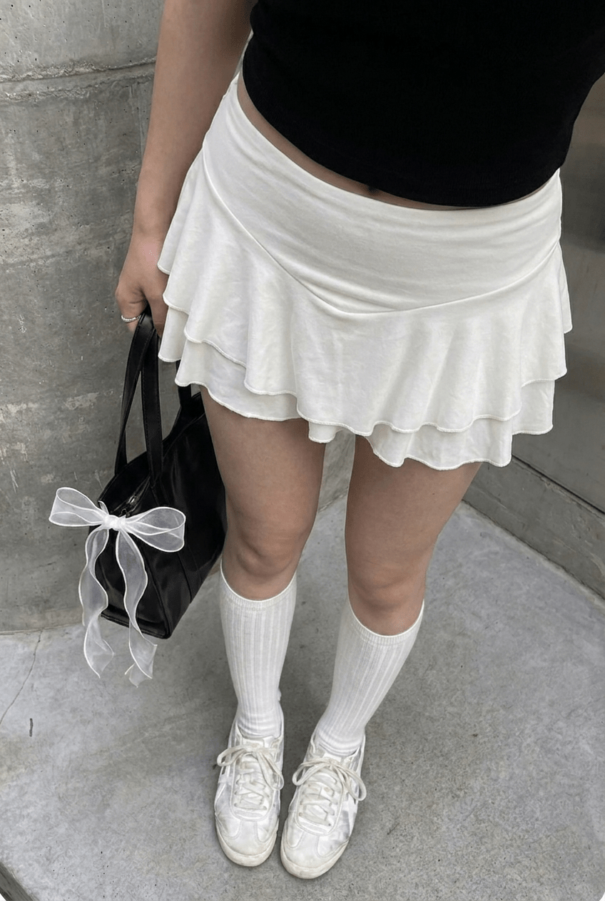 White V - Shape Ruffle Skort - BEEGLEE