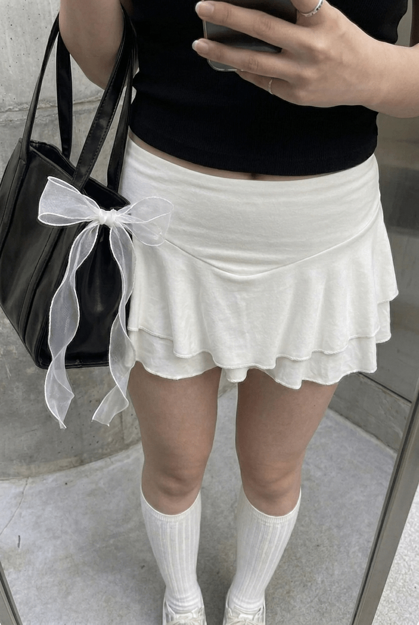 White V - Shape Ruffle Skort - BEEGLEE